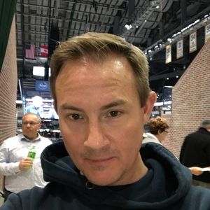 Meet your Posher, Chris